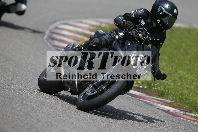 /Archiv-2024/29 12.06.2024 MOTO.CH Track Day ADR/Gruppe blau/93